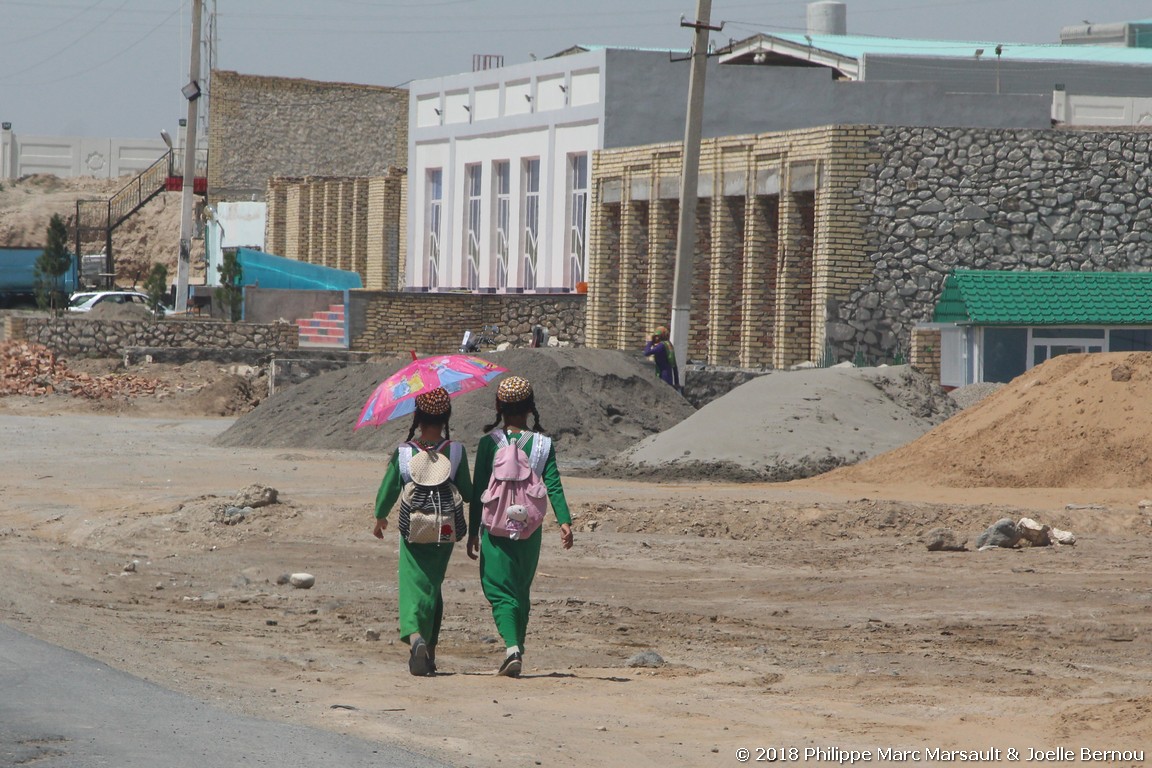 /ecran/Turkmenistan_2018_1642.jpg