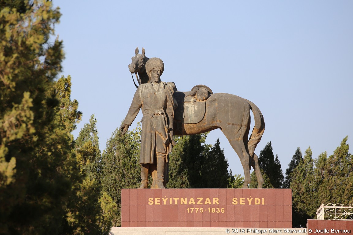 /ecran/Turkmenistan_2018_1769.jpg