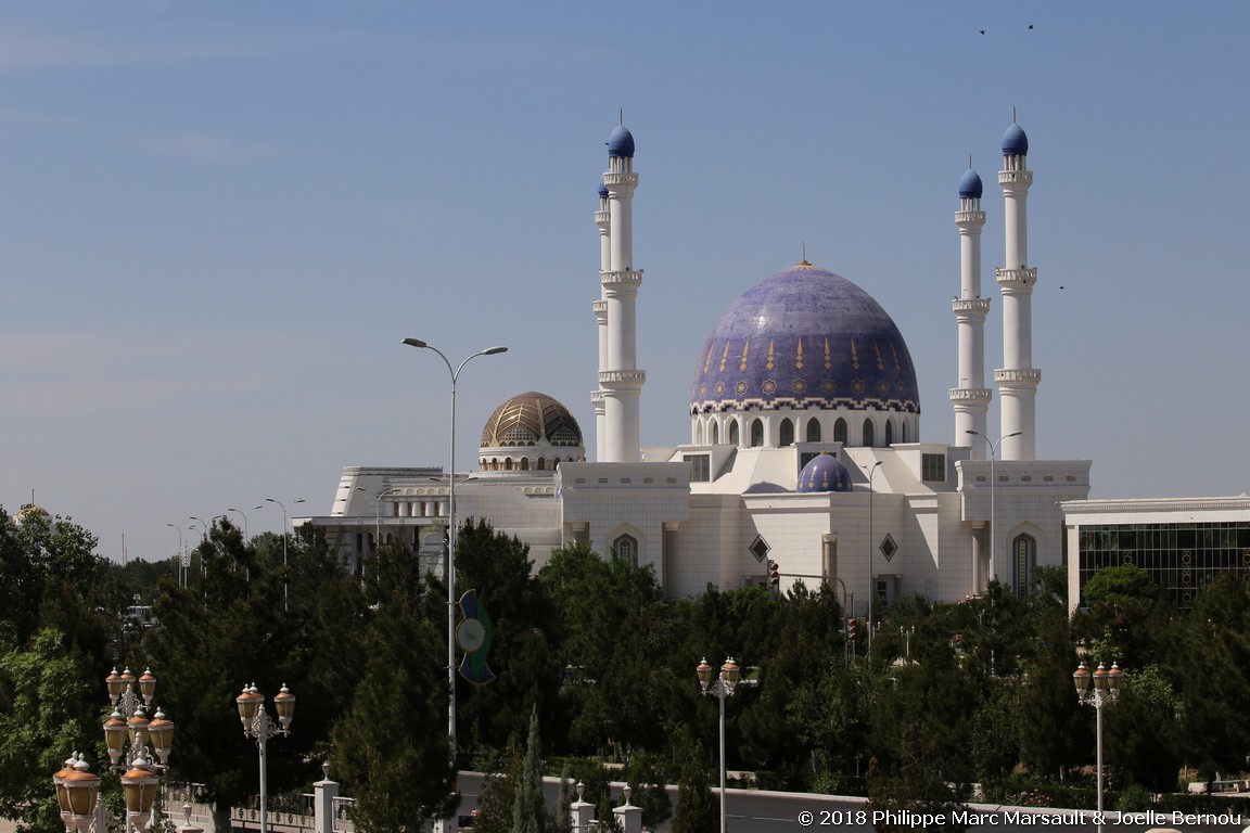 /ecran/Turkmenistan_2018_1930.jpg