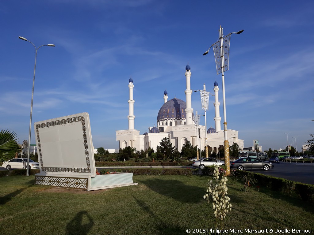 /ecran/Turkmenistan_2018_1947.jpg