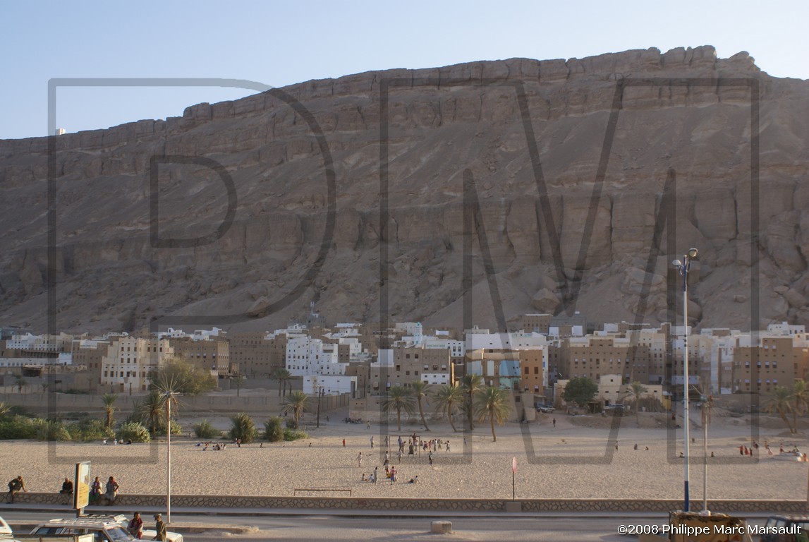 /ecran/Hadramaout-2_102.jpg