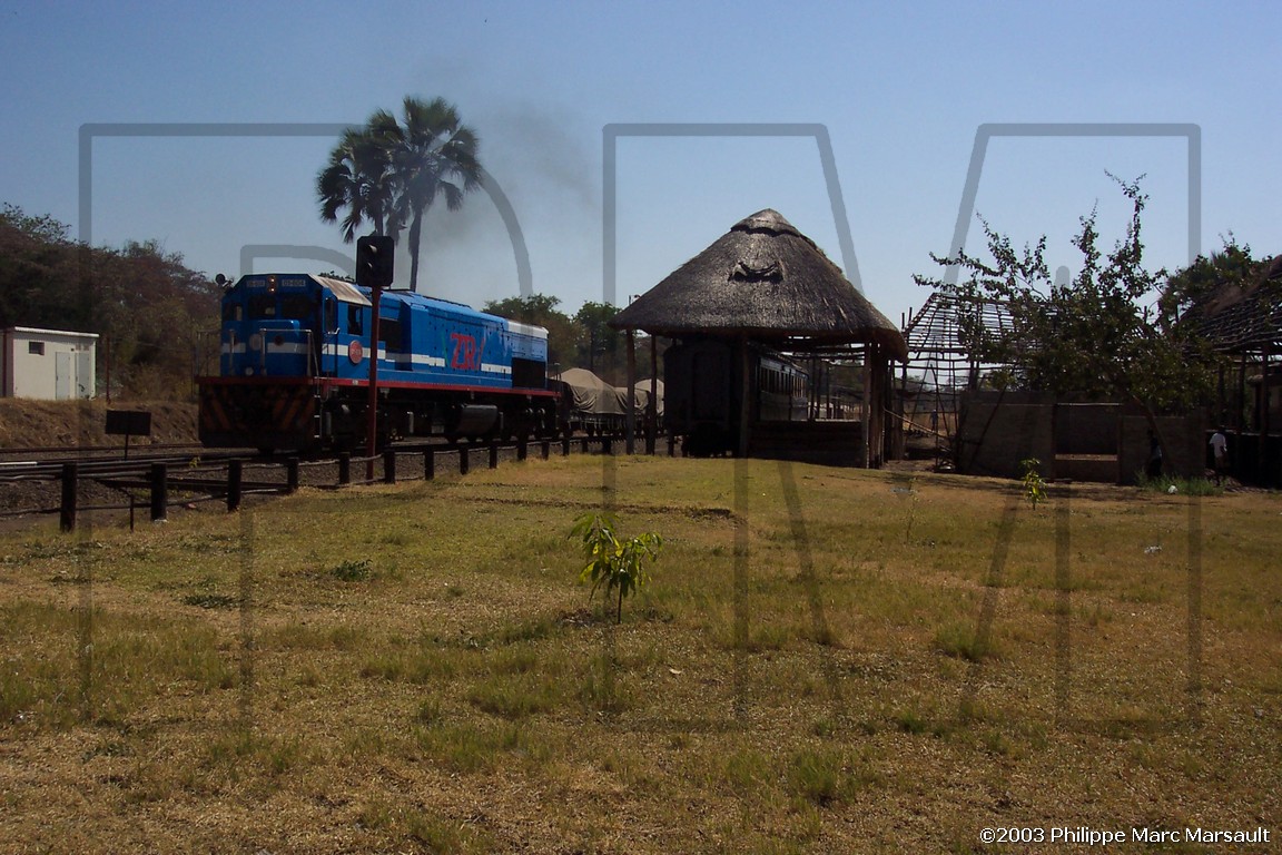 /ecran/03_ZIMBABWE_011.jpg